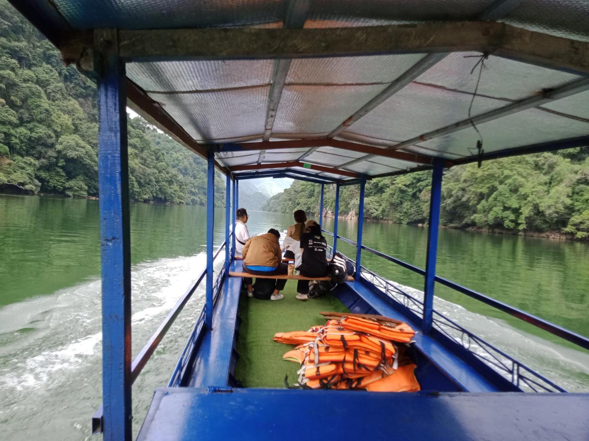 Tran Xuan Homestay Ba Be Zewnętrze zdjęcie
